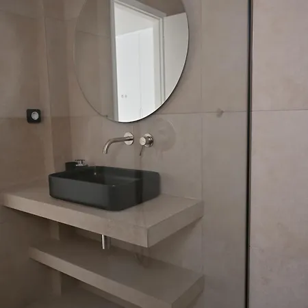 Apartment Pristine 3 Bedroom Luxury Sanctuary! Athens