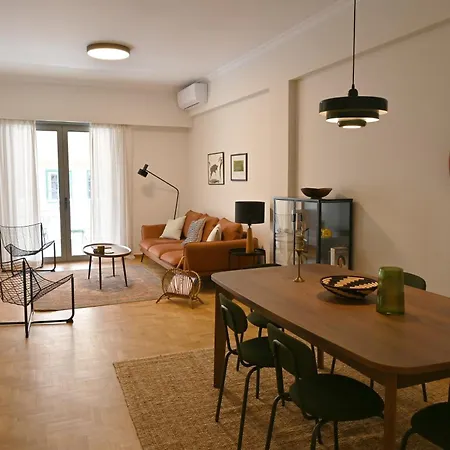 Pristine 3 Bedroom Luxury Sanctuary! Athens